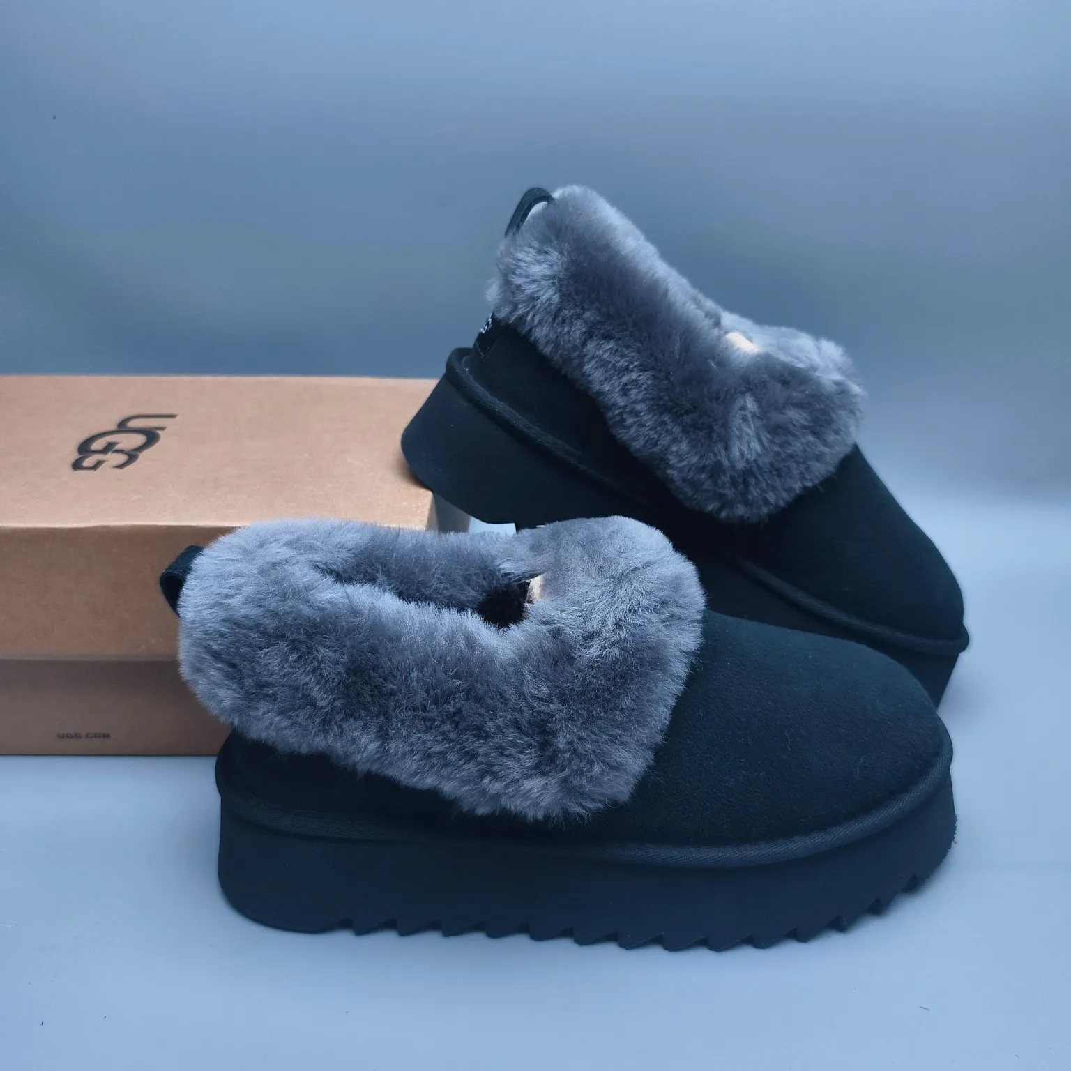 💰480 UGG sheepskin all-in-one snow boots 6733 Thick-soled non-slip slip-on casual style Color: Maroon Antelope Brown Black Size: 35-40